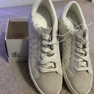 A New Day White/Gold Print Maddison Sneakers